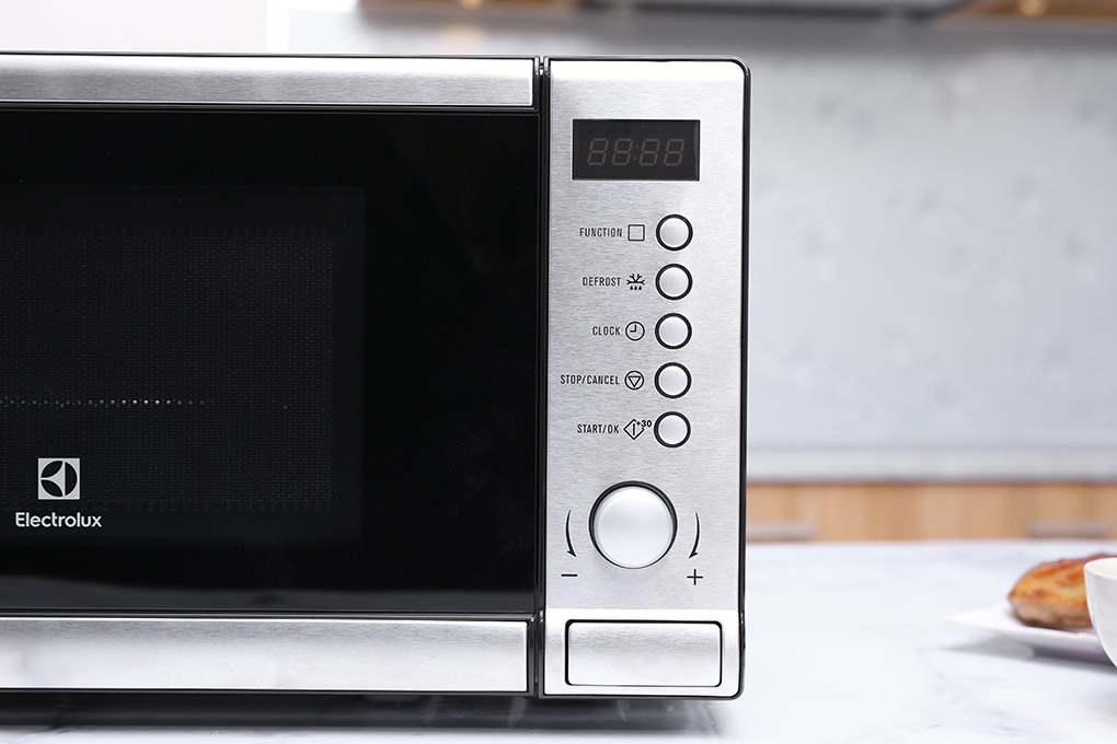 Lò vi sóng Electrolux EMS2027GX 20 lít (Hàng bỏ mẫu, bảo hành chính hãng 24 tháng)