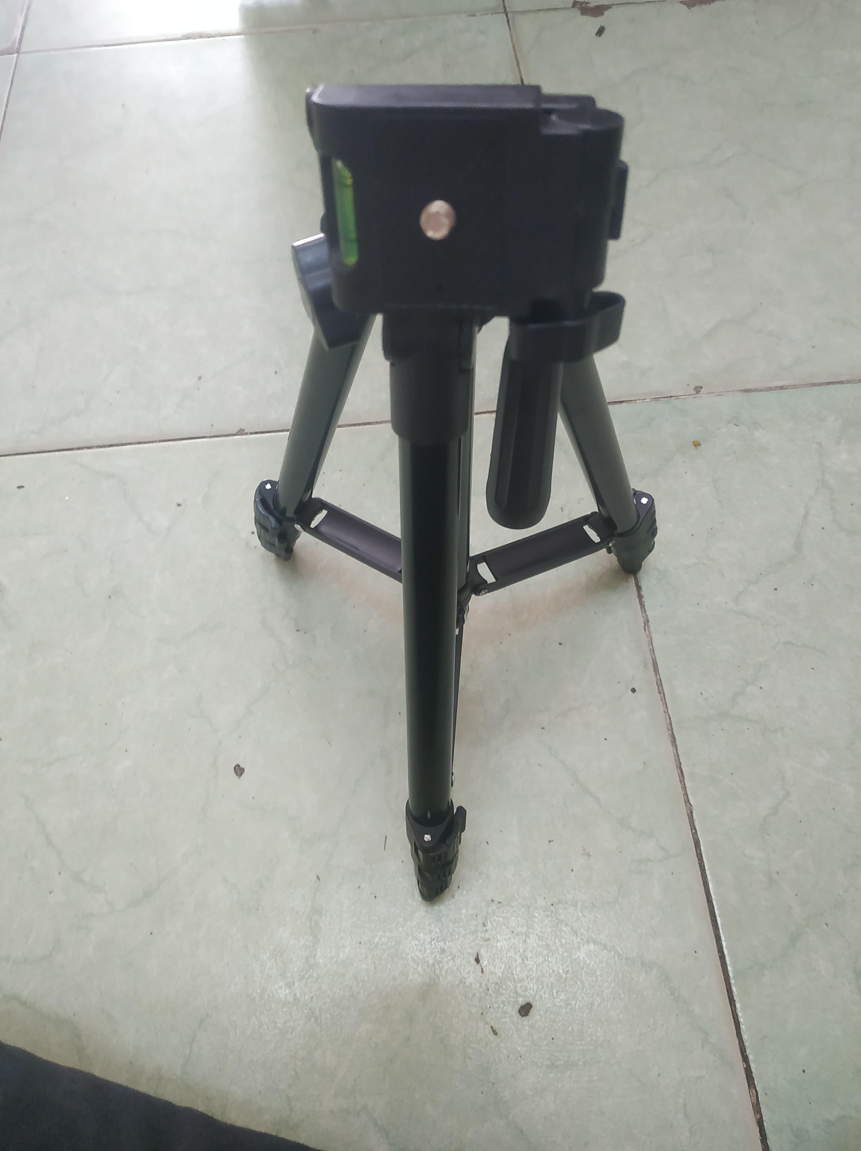 [HCM]Chân giá đỡ máy chụp ảnh Tripod T-3110