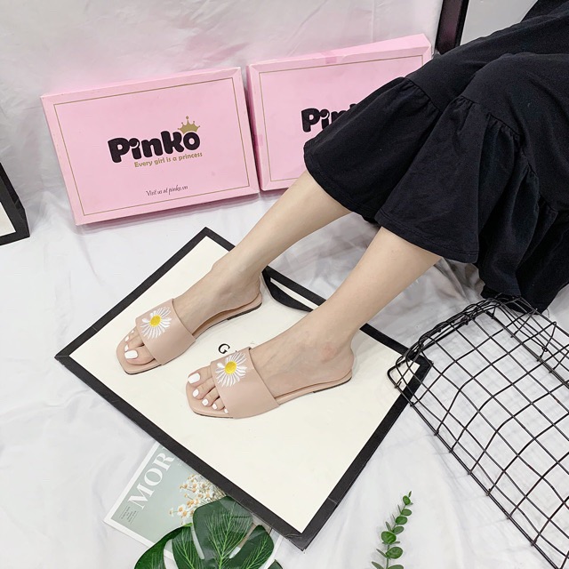 [Hoàn Tiền 15%]Dép lê Hoa Cúc hình thêu