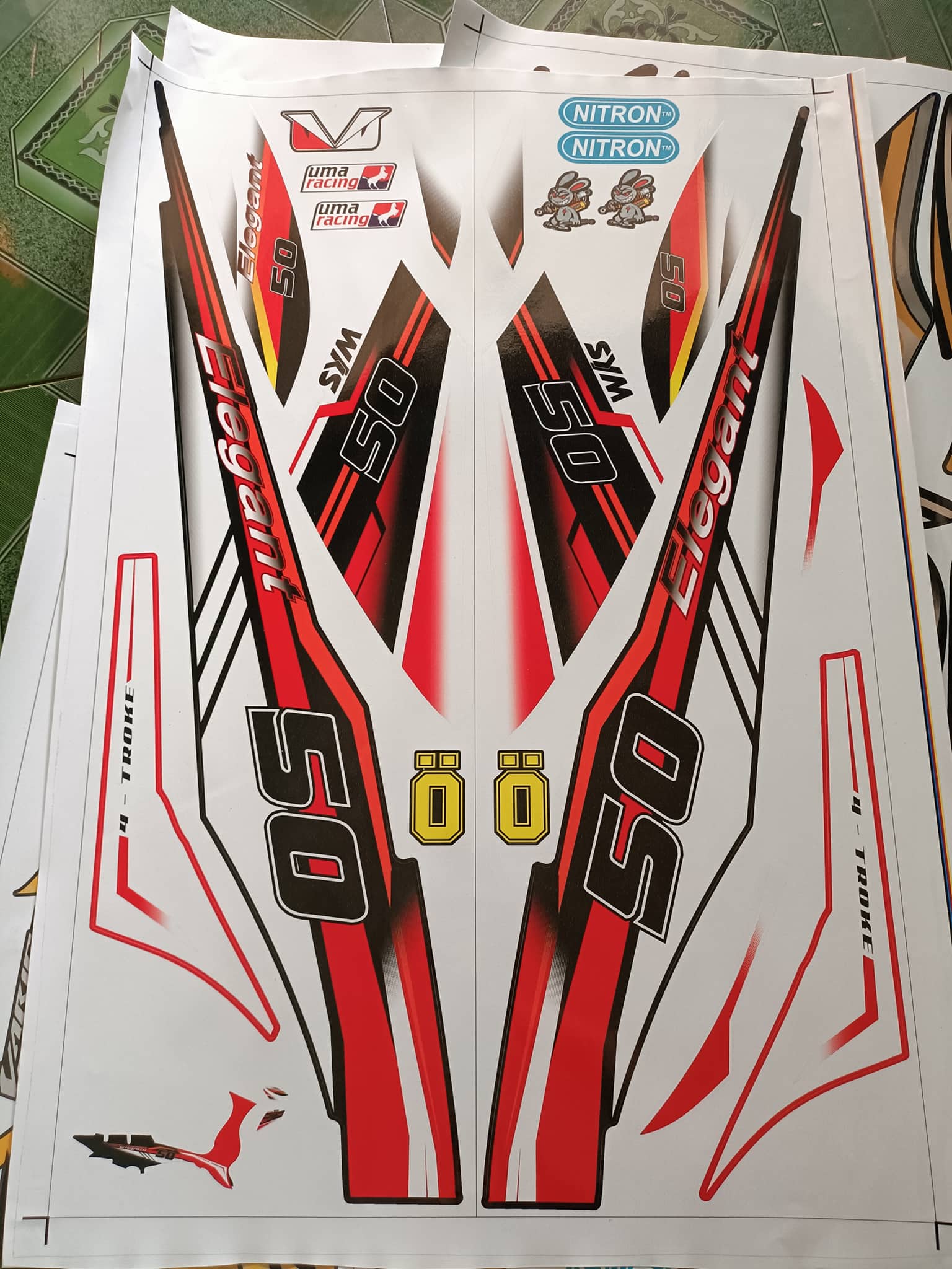 tem rời elegant 50cc đỏ trắng