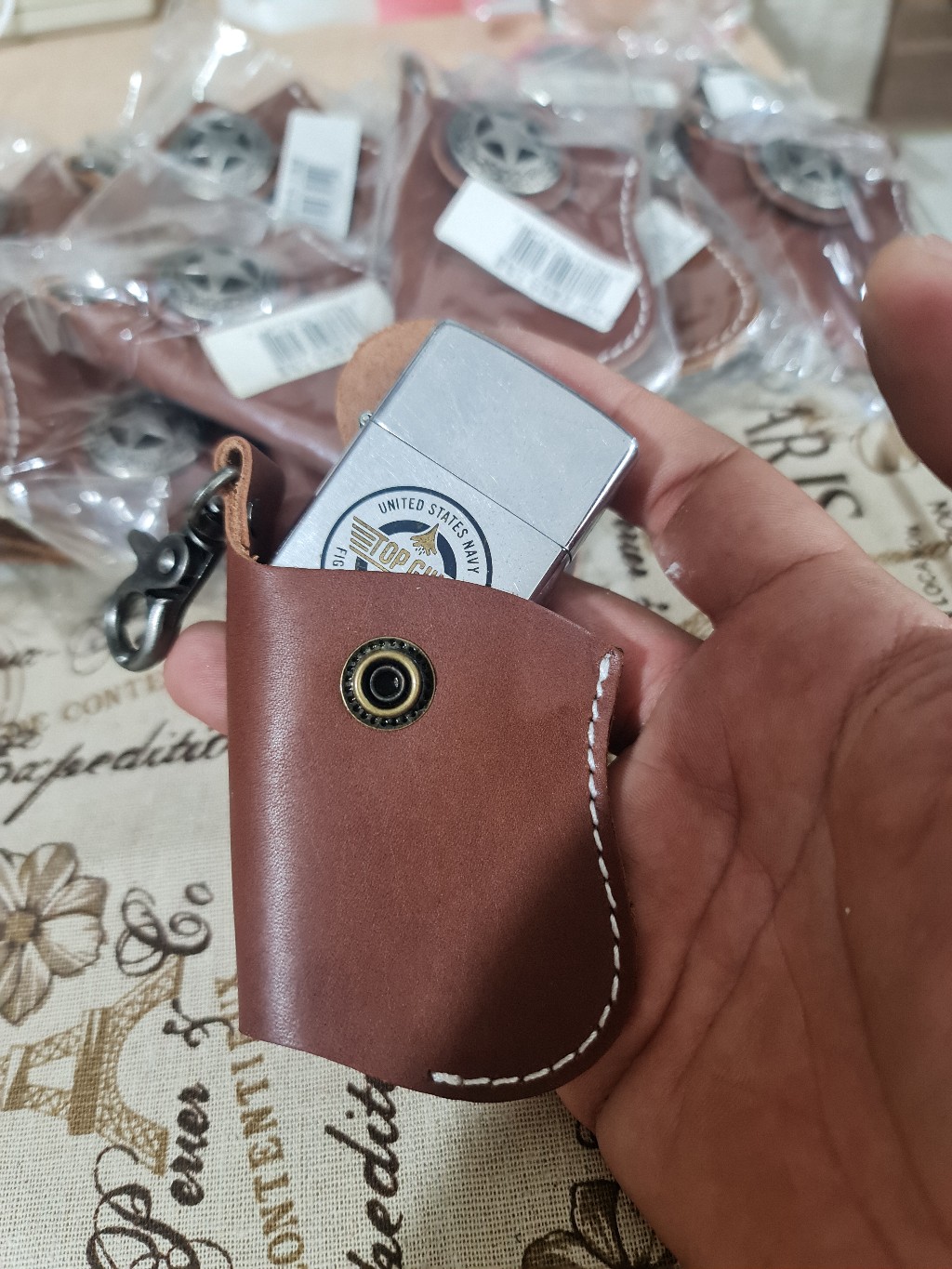 Bao da bật lửa Zippo kèm móc treo