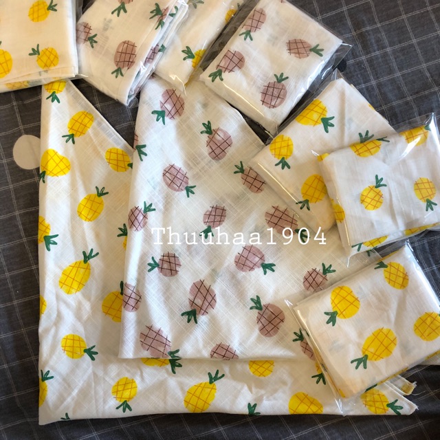Khăn Bandana Vải Thô Mềm Hình Quả Dứa Mẫu Mới