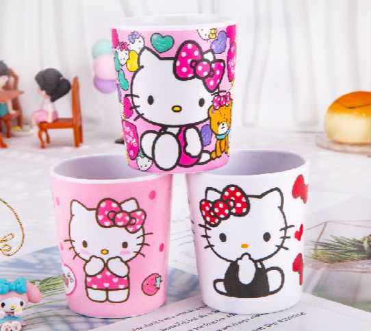 🌸LY UỐNG NƯỚC HELLO KITTY
