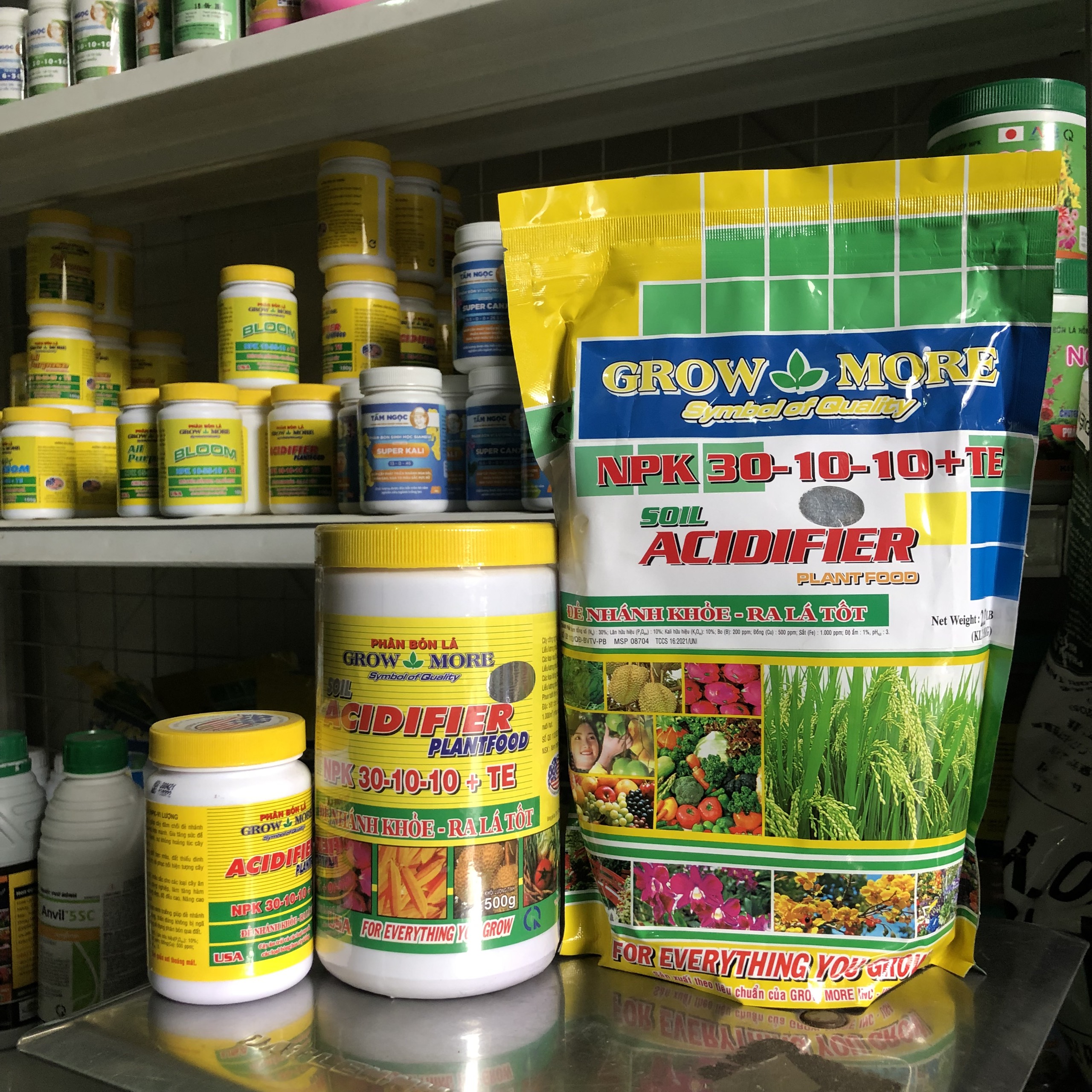 PHÂN BÓN LÁ GROWMORE Acidifier(NPK 30-10-10 + TE) - 100g