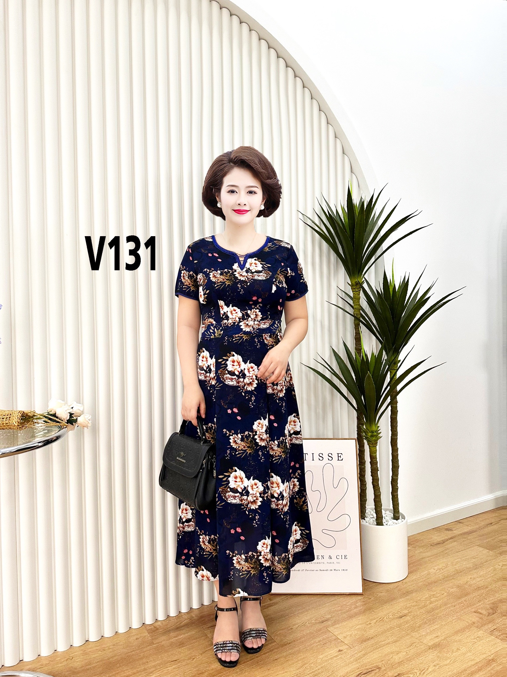 Váy đầm maxi tuổi trung niên cao cấp , chất liệu lụa mịn mềm mát