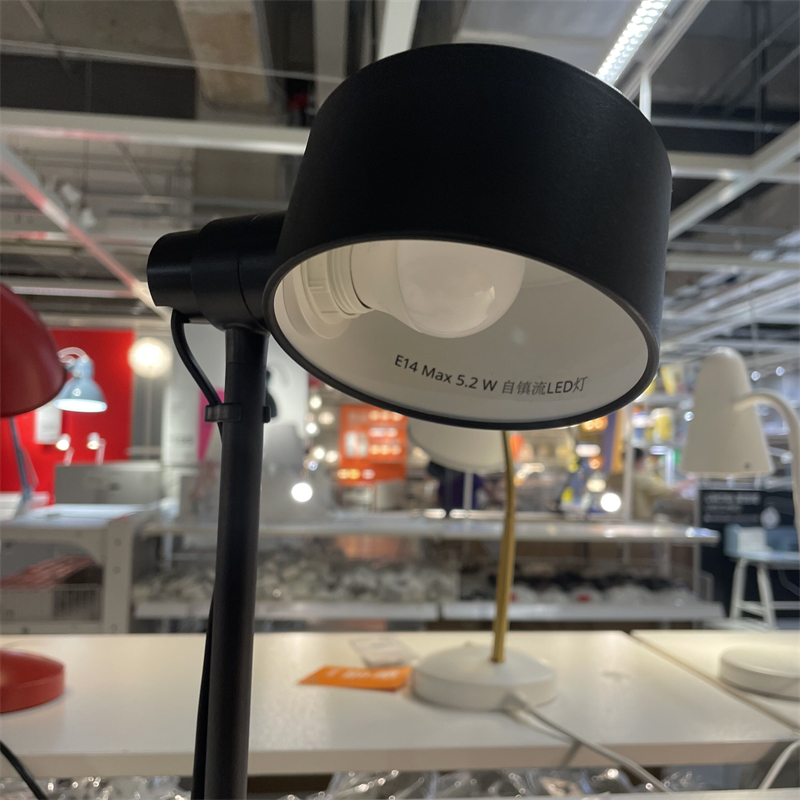 Đèn bàn làm việc đọc sách Lovmanad IKEA