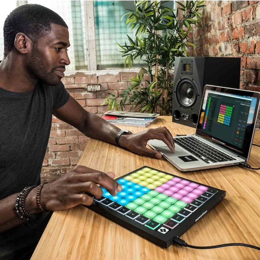 [Trả góp 0%]Bàn sáng tác nhạc điện tử Novation Launchpad X
