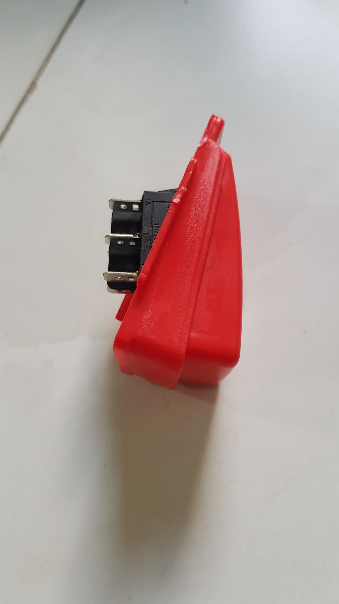 [HCM]bàn đạp khởi động xe trẻ em