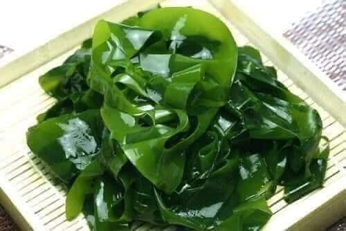 Rong biển nấu canh Hàn quốc