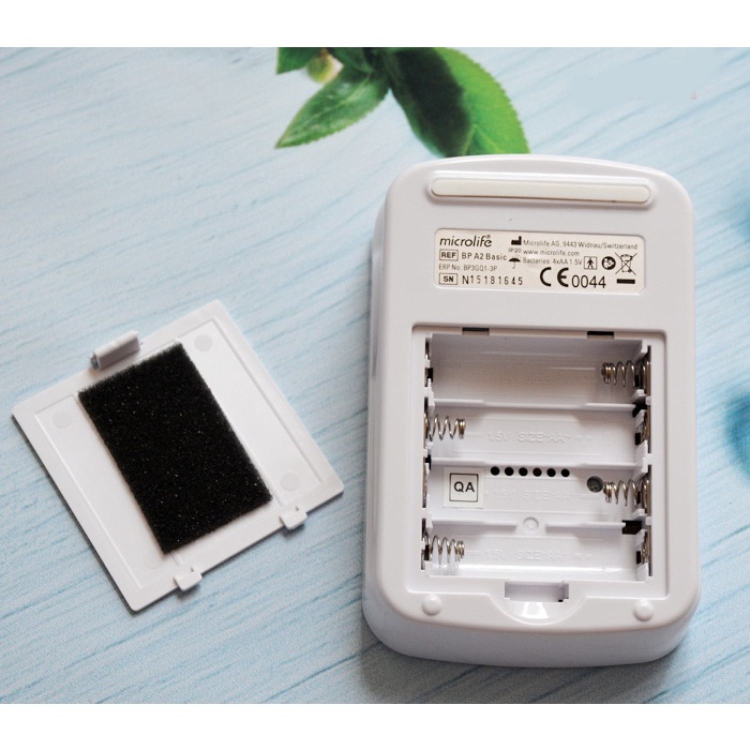 Máy đo huyết áp bắp tay Microlife BP A2 Basic