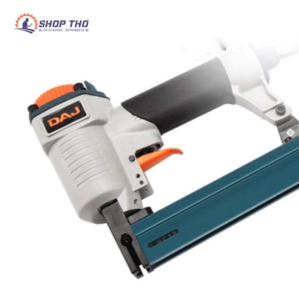 Máy bắn nở nhựa ốc cam XAGD108