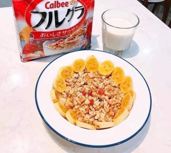 Ngũ cốc Calbee