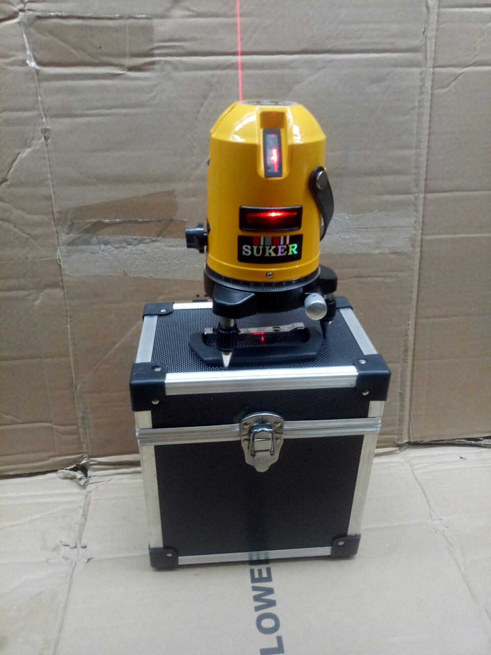 Máy cân bằng laser 5 tia xanh bóng lép chính hãng tboss +Bảo hành 12 tháng