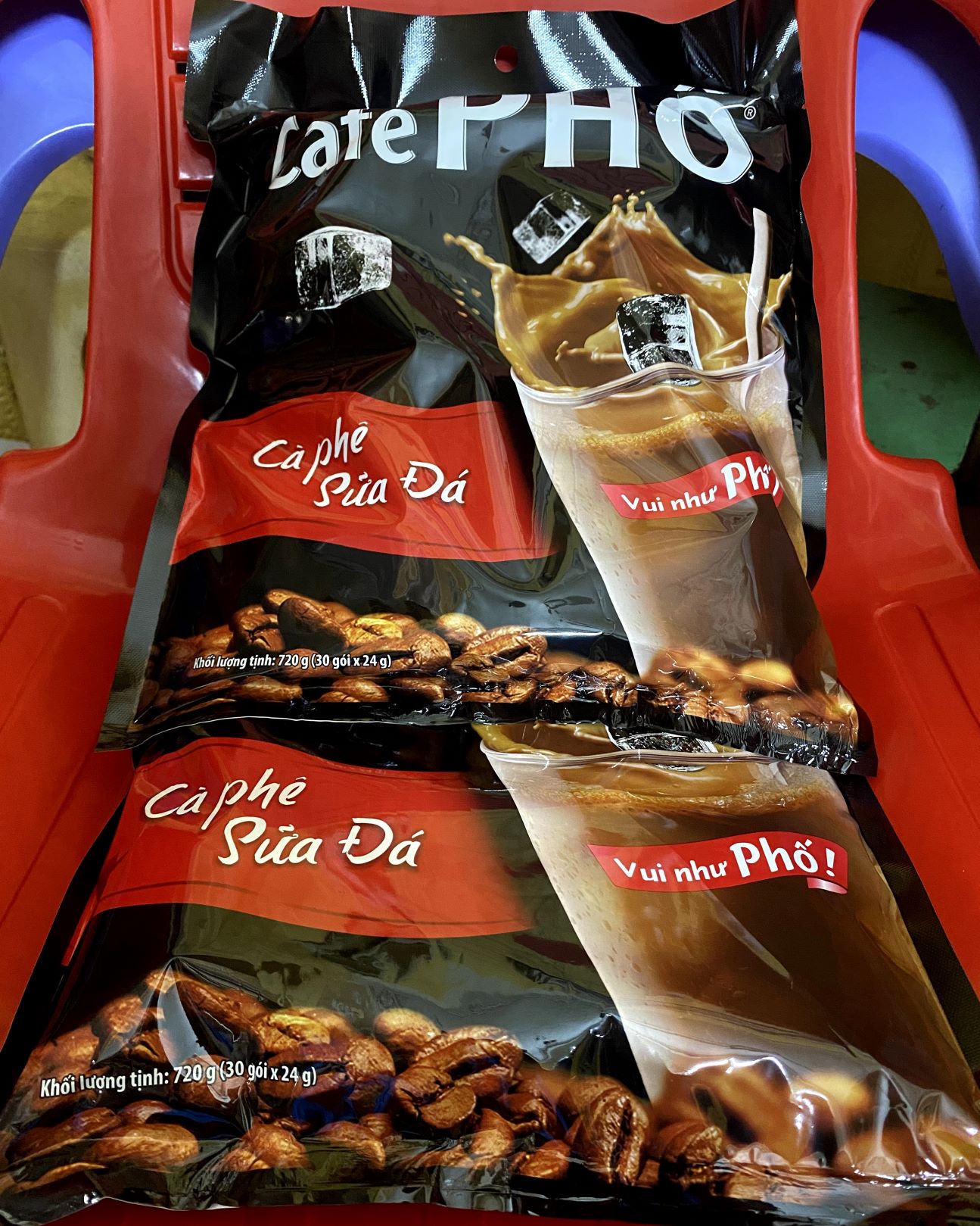 Cà Phê Phố Cà Phê Sữa đá 720g (30 gói x 24g)