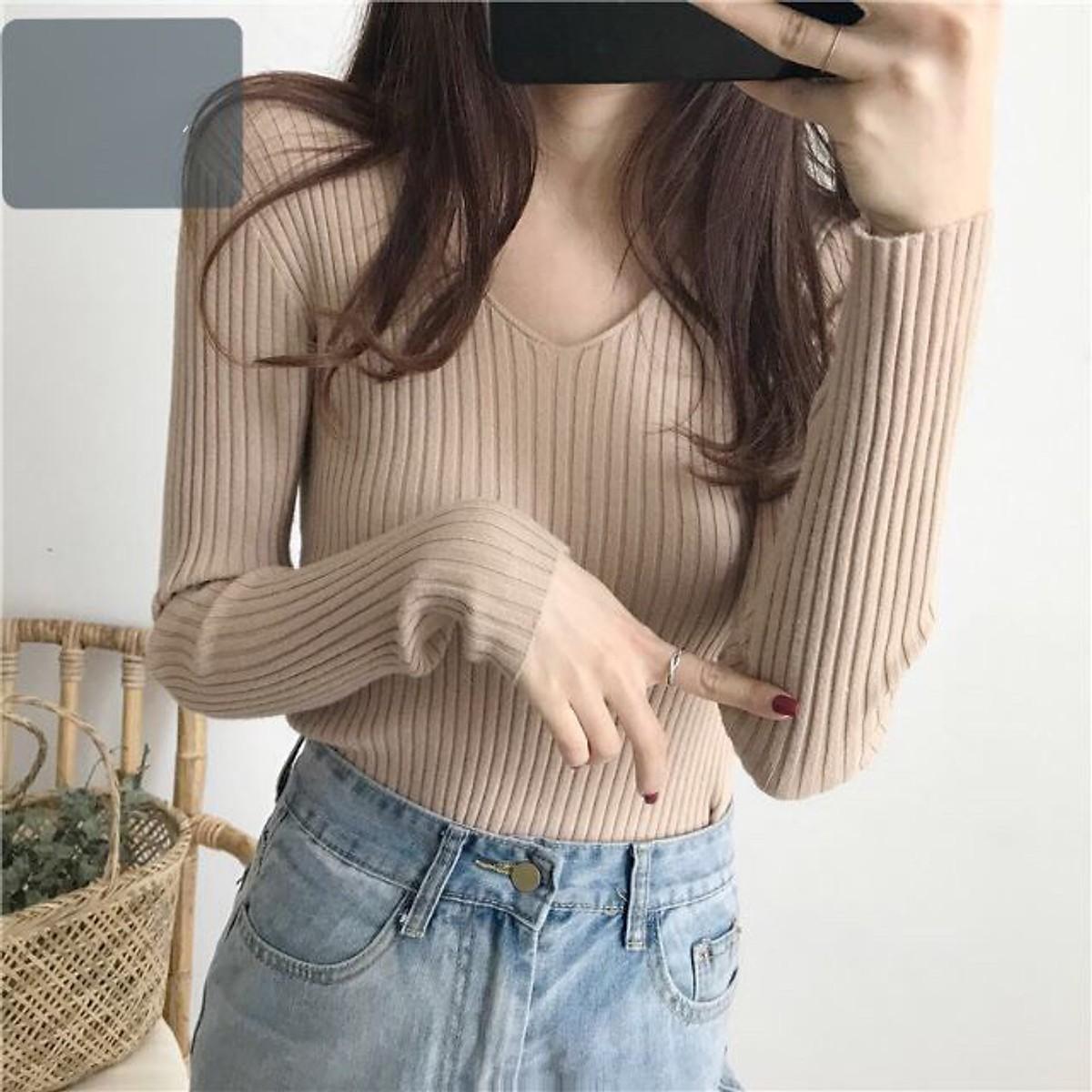 Áo len cổ tim đũa mềm mại