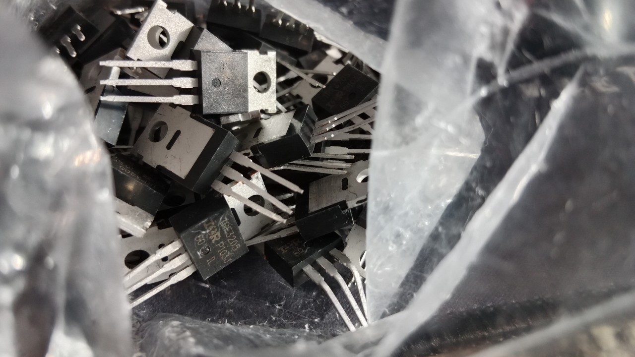 IRF3205 TO-220 110A 55V mosfet mới 100%