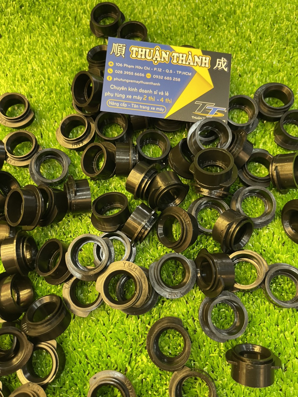 Cao su khóa yên Yaz - Yaz125