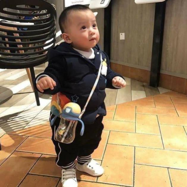 [RẺ VÔ ĐỊCH] Bình nước cho bé có ở hút và dây đeo