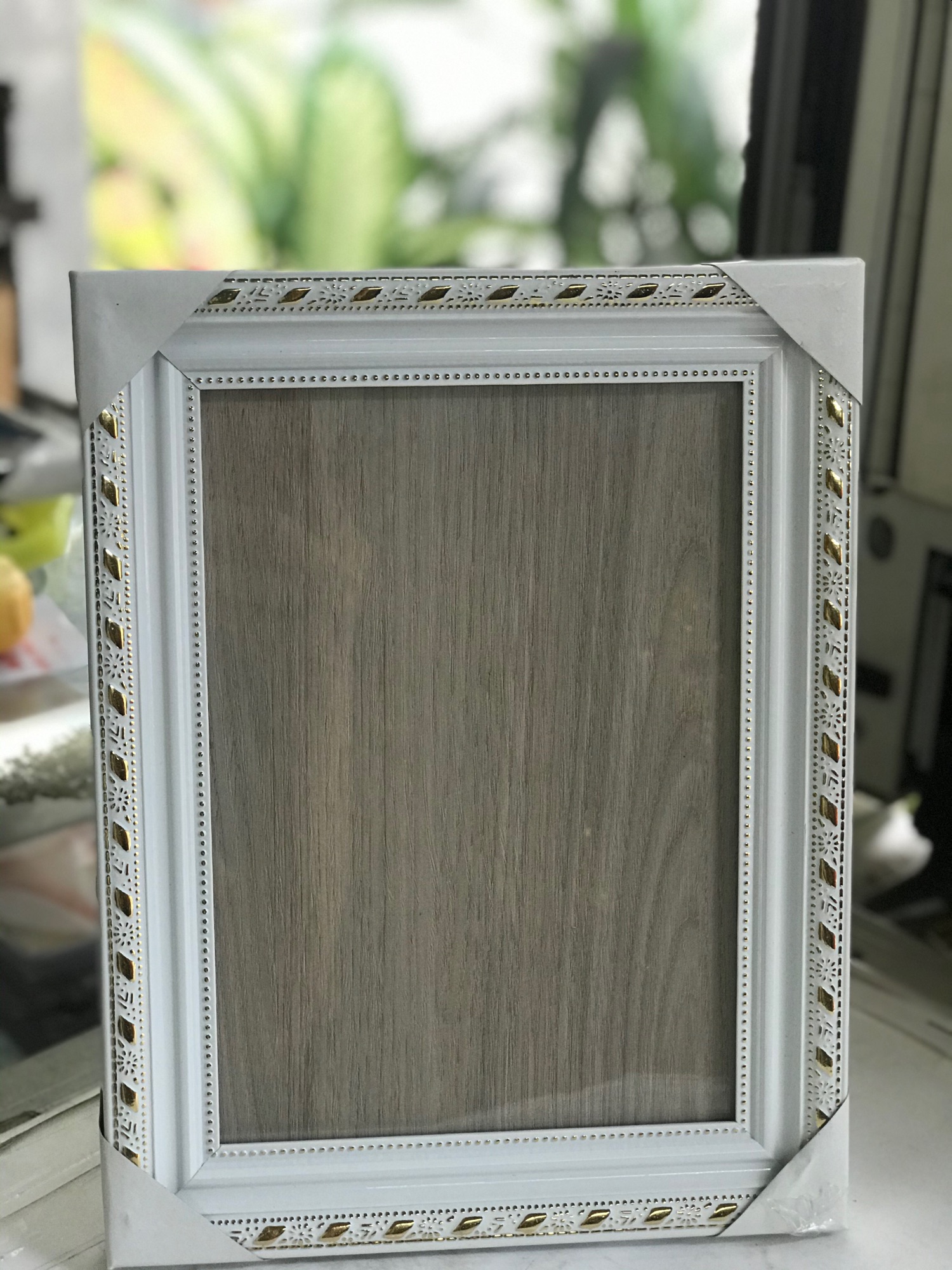 khung hình có kiếng 13x18