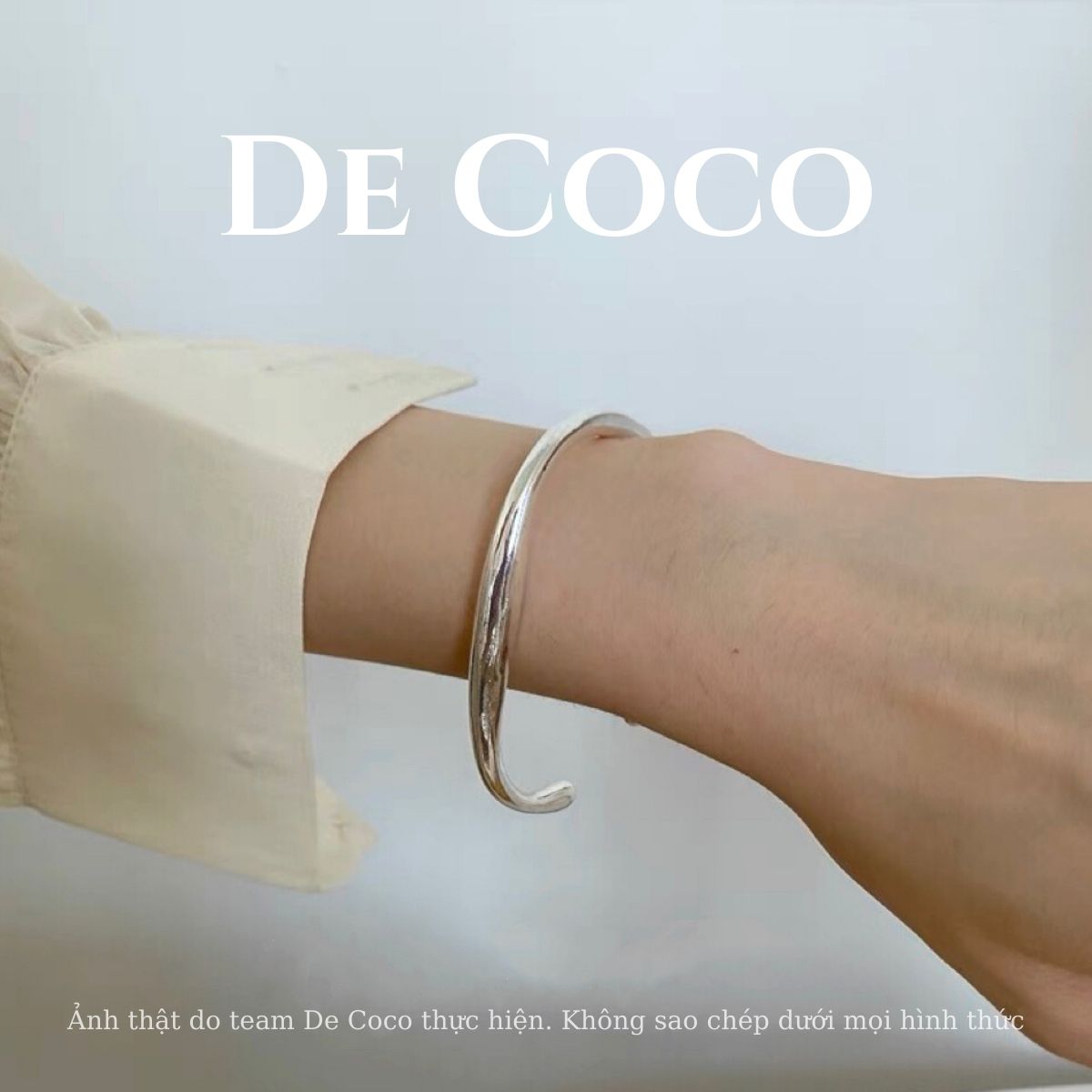 Vòng tay, lắc tay nữ cuff uốn lượn Bezel De Coco