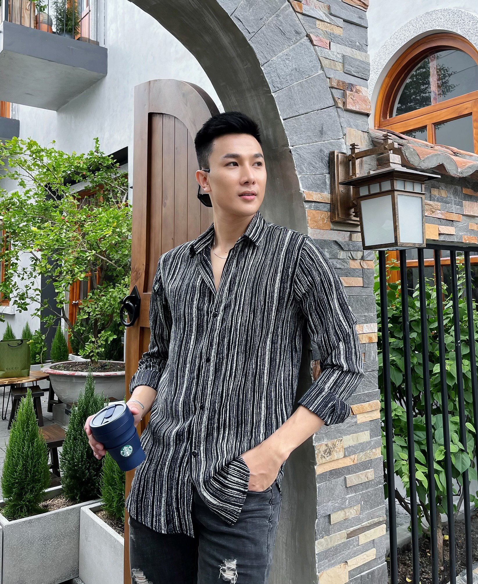 Áo sơ mi lụa form rộng họa tiết S38