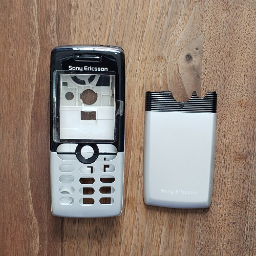 Vỏ Sony T610 có sườn - không phím