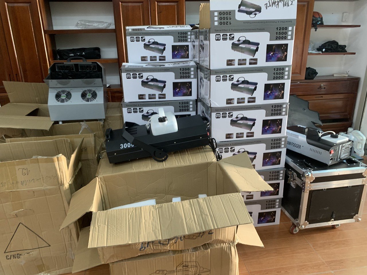 Máy Tạo Khói 1500W VDTK02