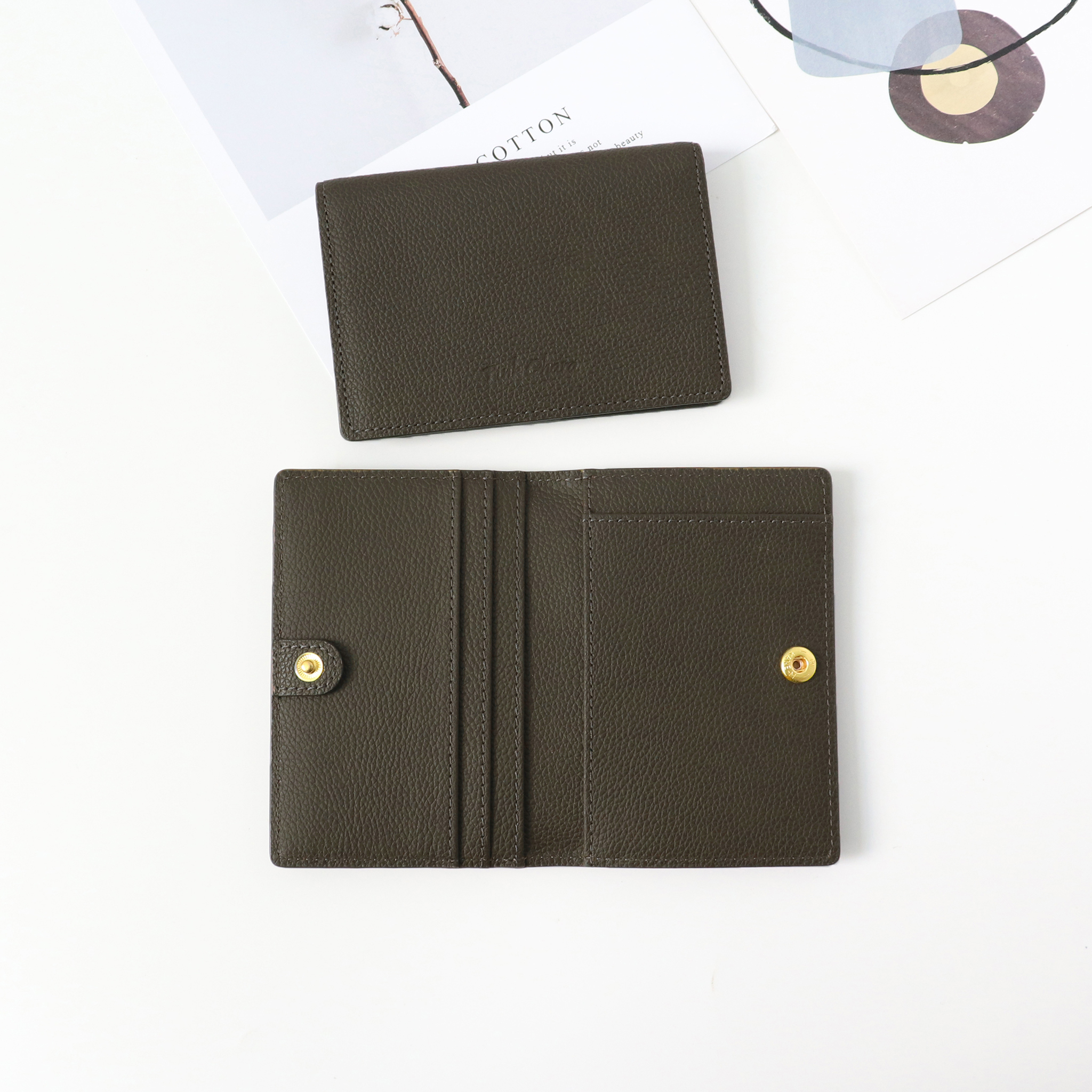 Ví đựng thẻ card Mundo - da bò vân hạt nhập Nhật