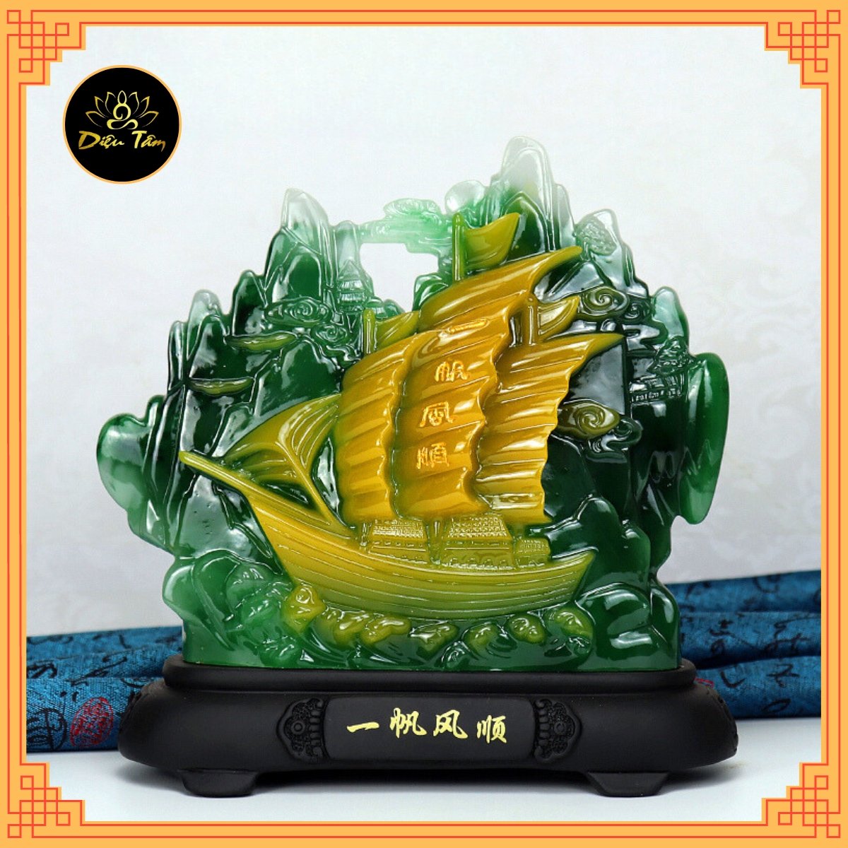 Wind-up sailing craft statue