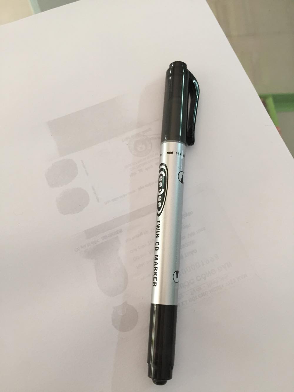 [HCM]1 Hộp 10 cây bút lông dầu hai đầu nhỏ PM04 (không xóa được)