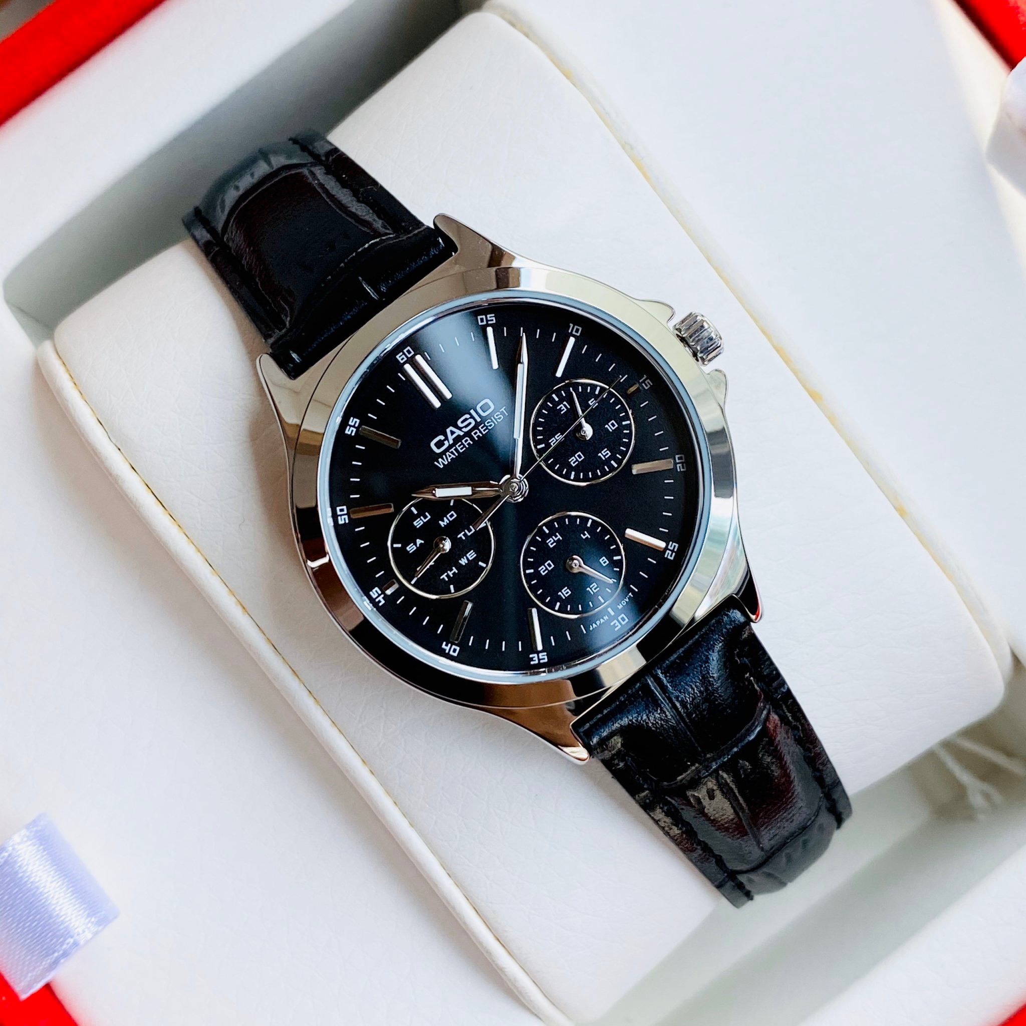 Đồng Hồ Nữ Dây Da Casio LTP-V300L-1A Mặt Đen Fullbox
