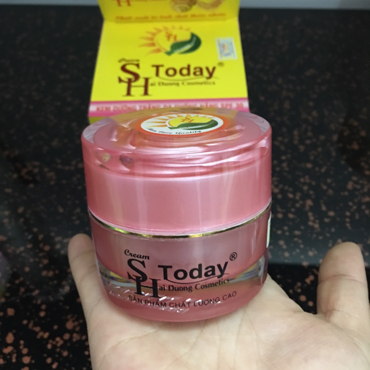 Kem dưỡng da chống nắng 30g SH Today Vàng