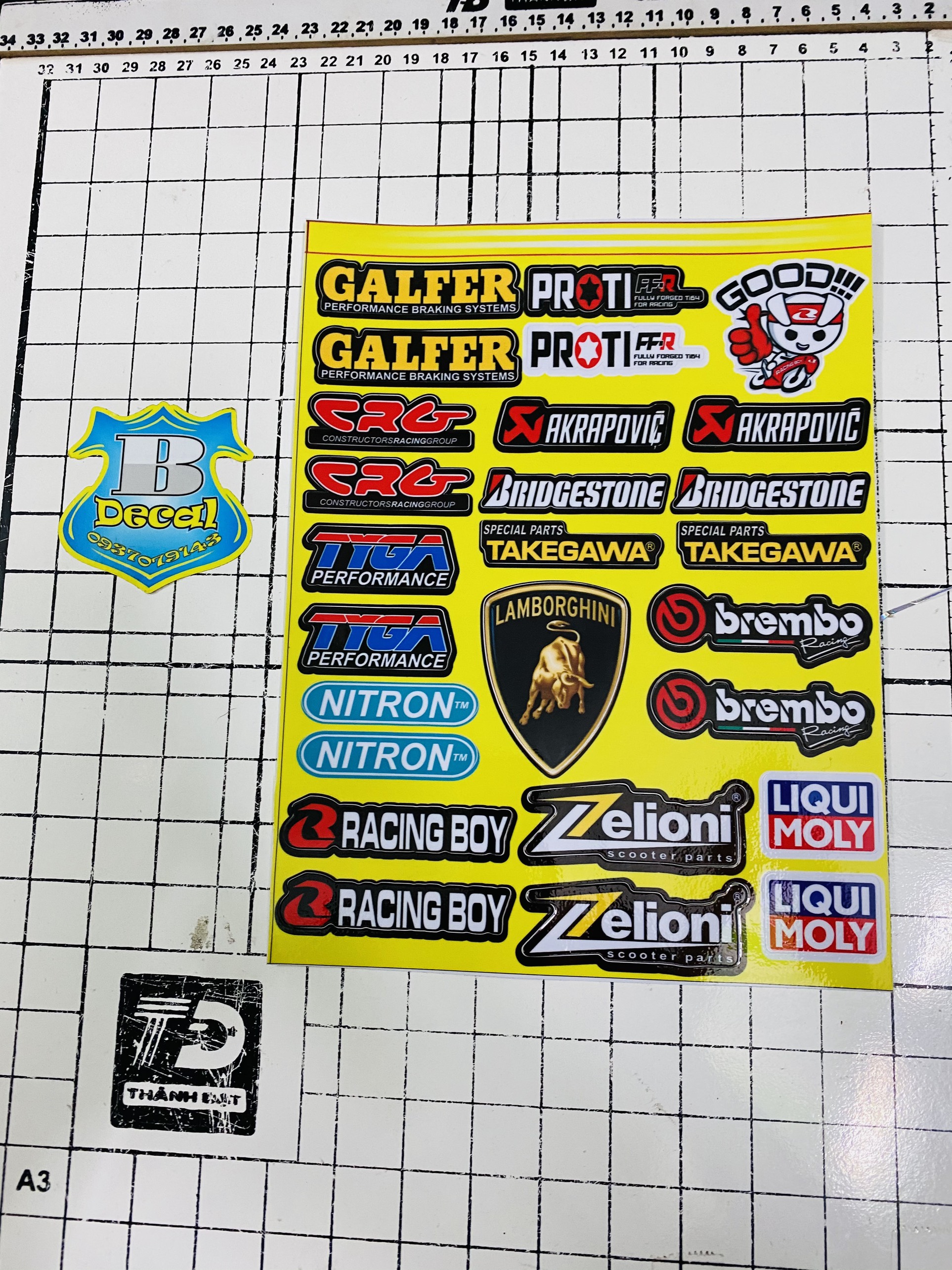 Tem logo sticker vàng 05