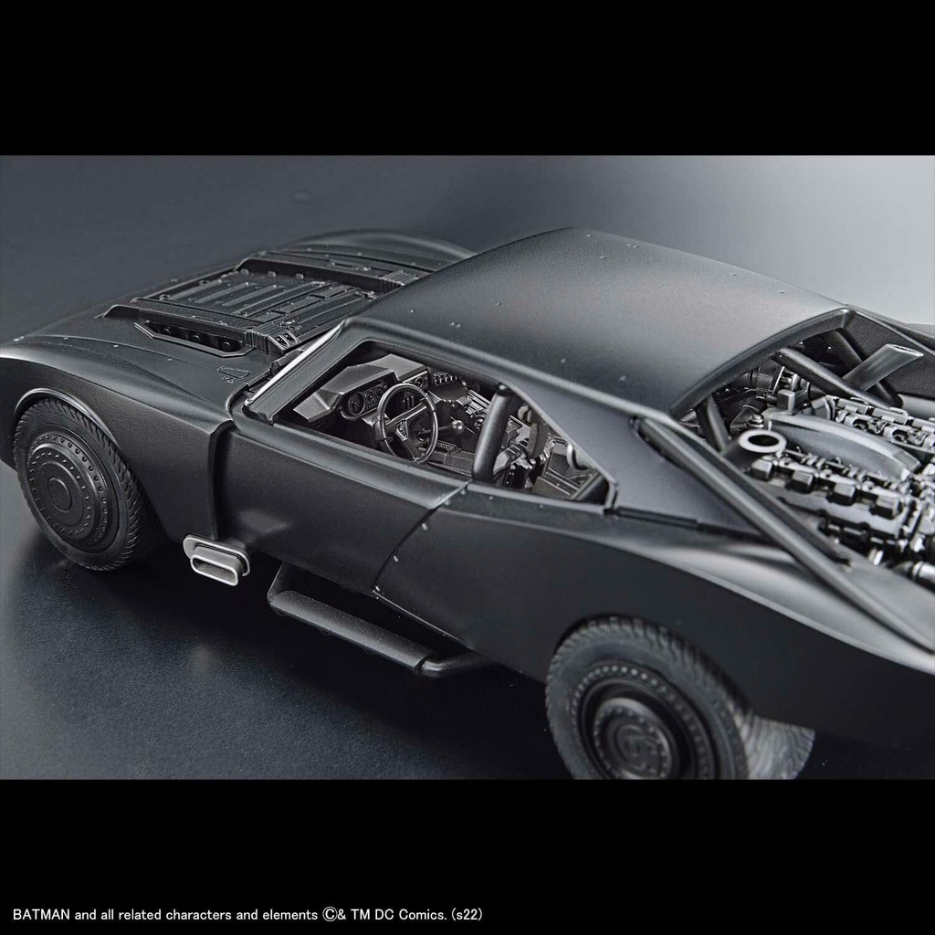 Mô hình lắp ráp 1/35 SCALE MODEL KIT BATMOBILE (THE BATMAN Ver.) Bandai 4573102621856