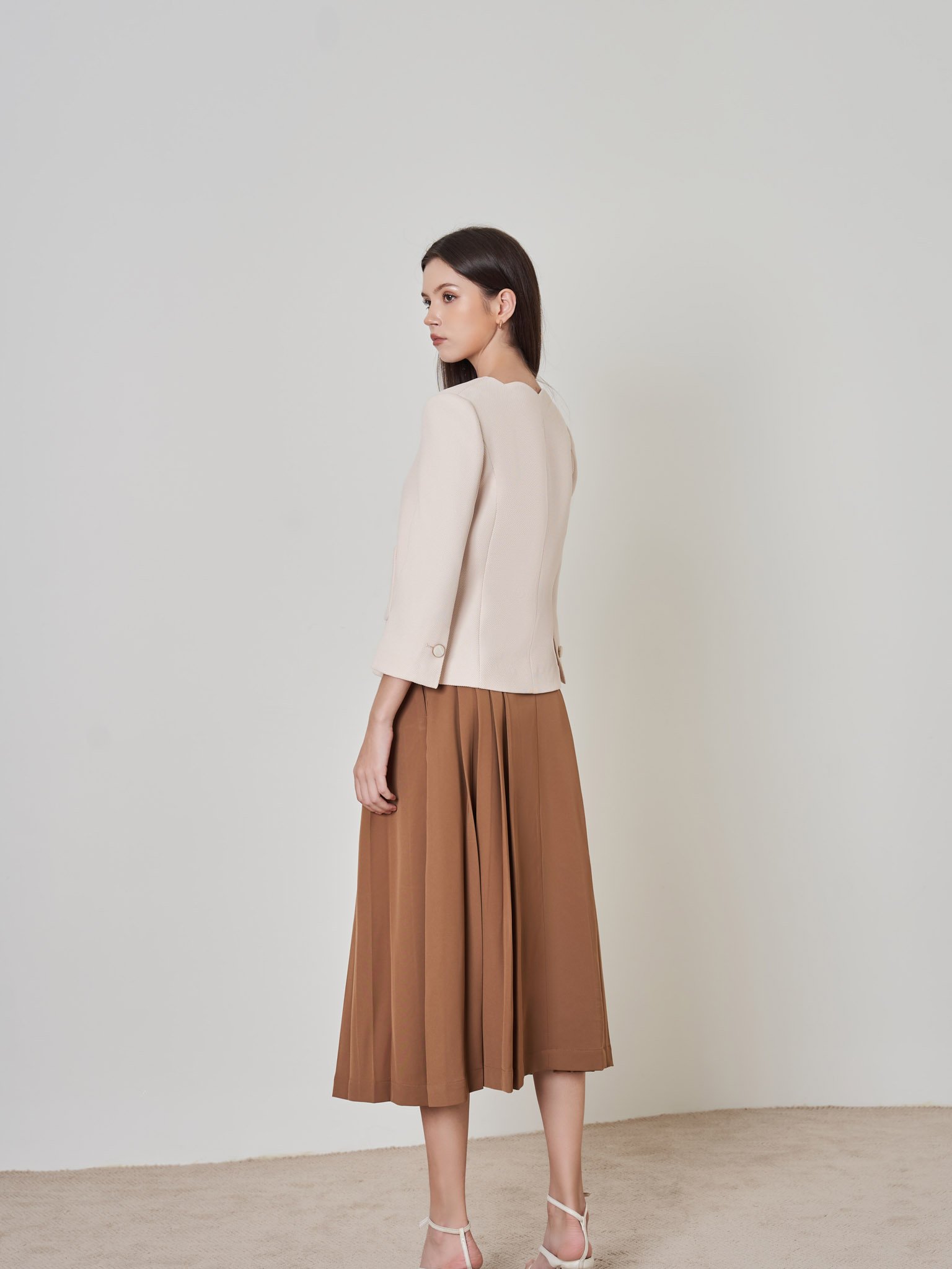 D.CHIC Áo khoác cổ lượn 2 túi ốp MS: 161665