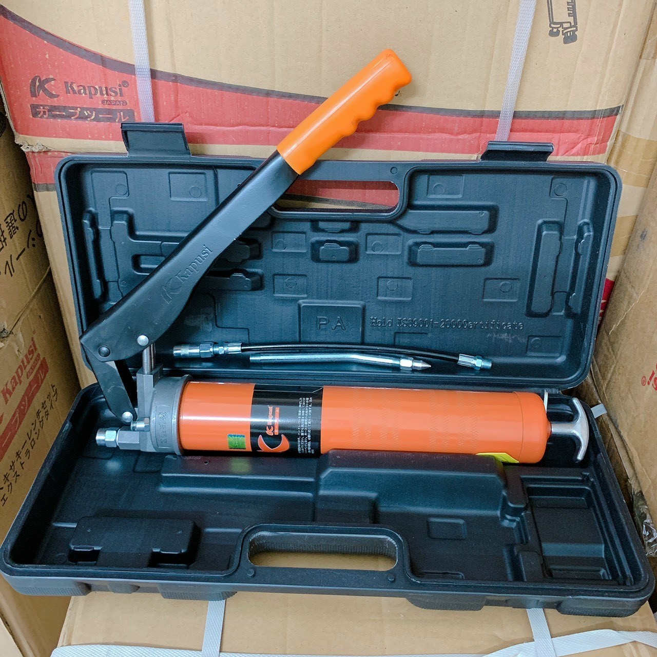 Bơm mỡ bằng tay 400cc , 600CC , 900CC 2TY KAPUSI