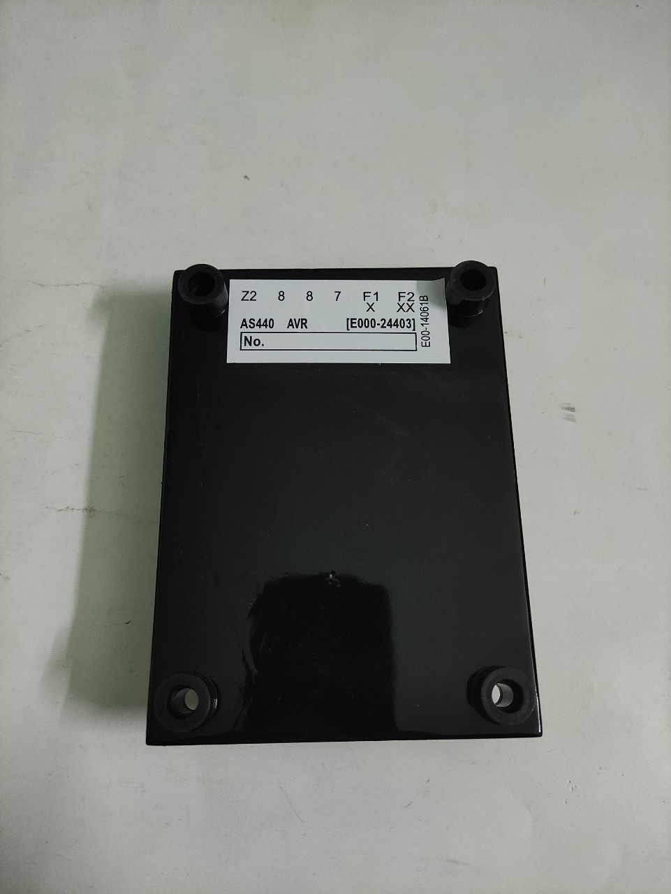 AVR -SX 460