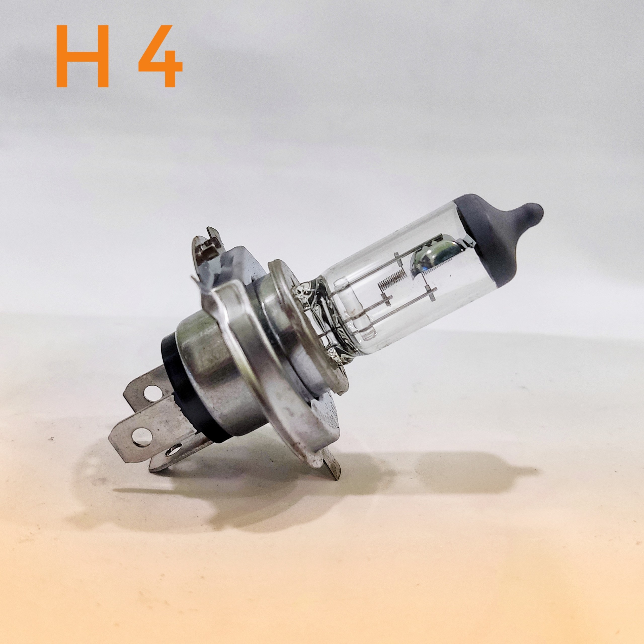 Bóng đèn halogen h4 pha , cos 12v và 24v chất lượng cao