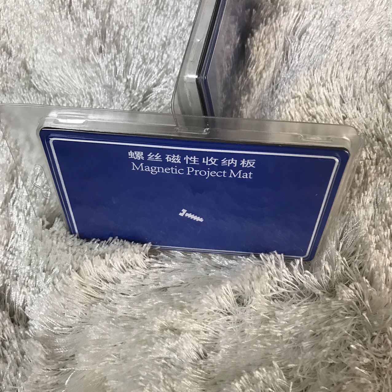 Tấm lót nam châm từ tính hít ốc, vít.
