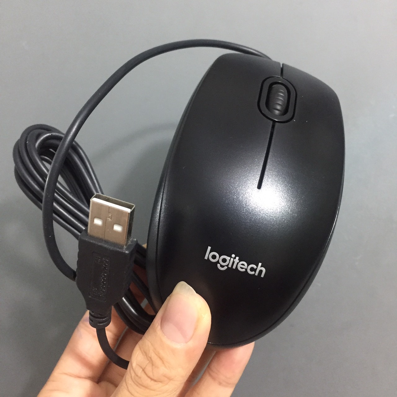 Chuột quang có dây Logitech B100