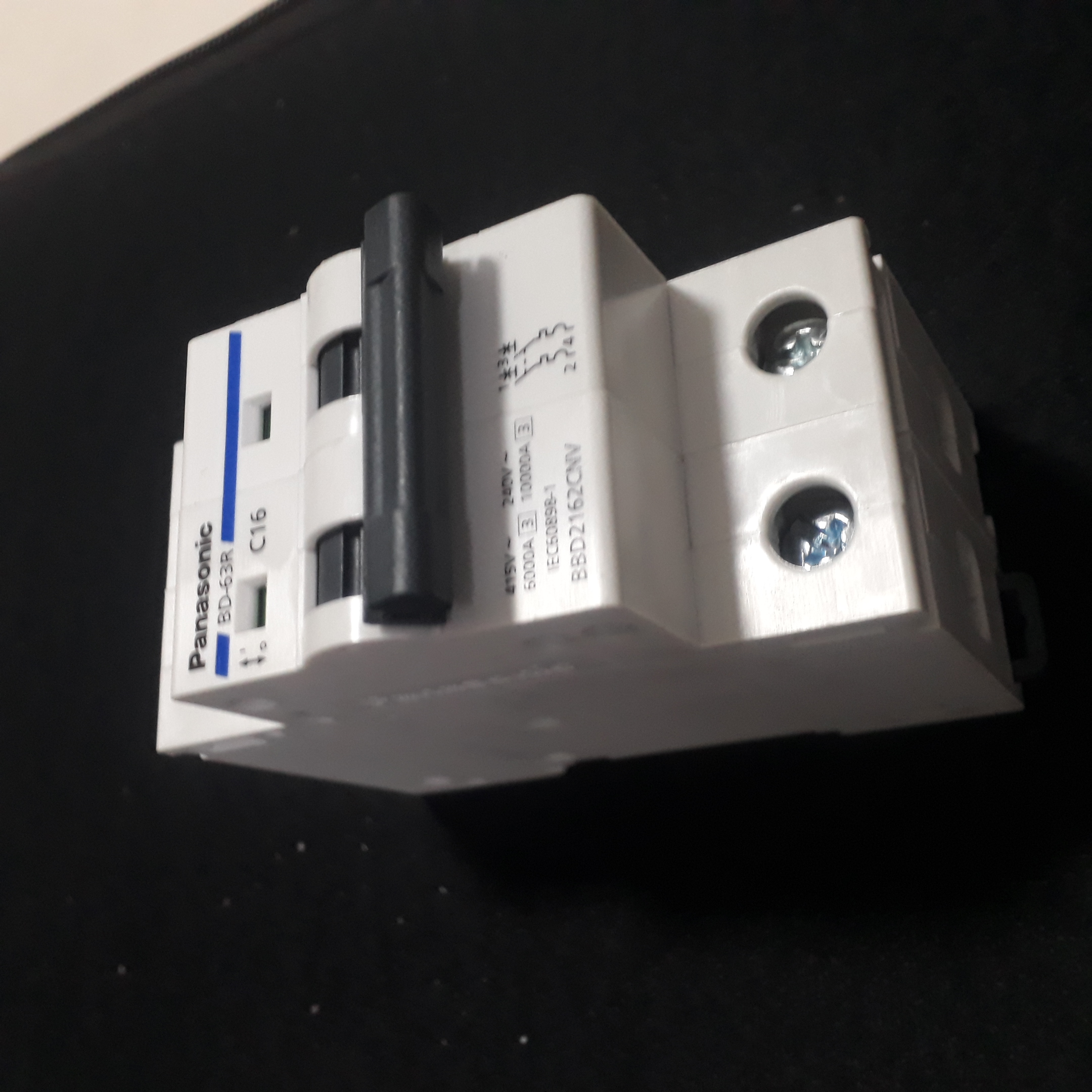 Aptomat 2P 10A-16A-20A-32A-40A Panasonic.