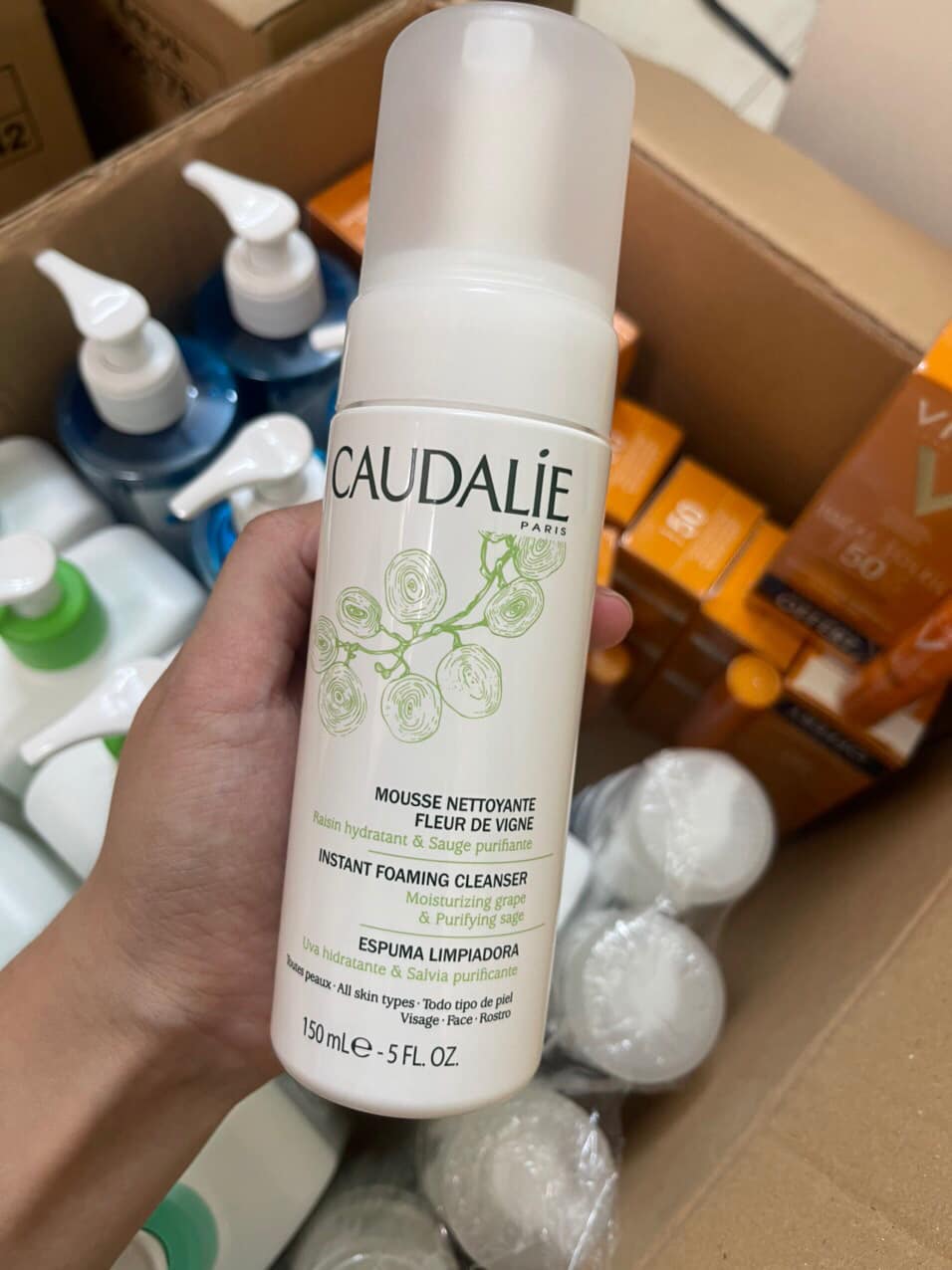 Sữa rửa mặt dạng bọt Caudalie 150ml