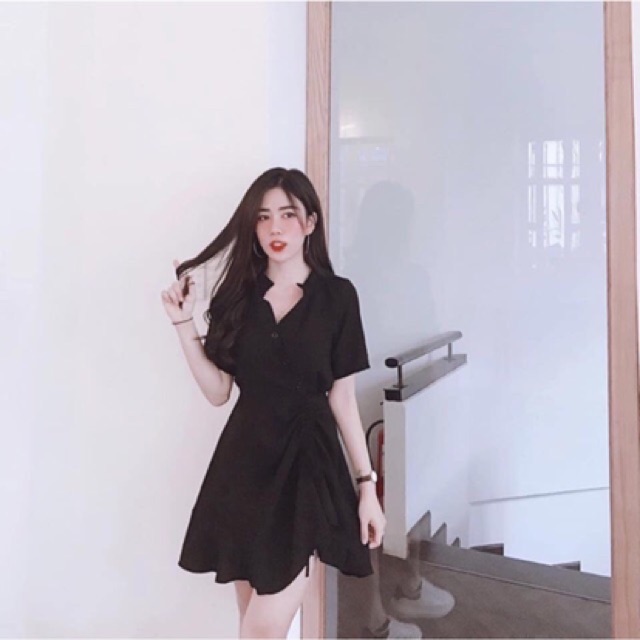 (Sale)ĐẦM ĐEN NÚT RÚT DÂY CỔ TRỤ