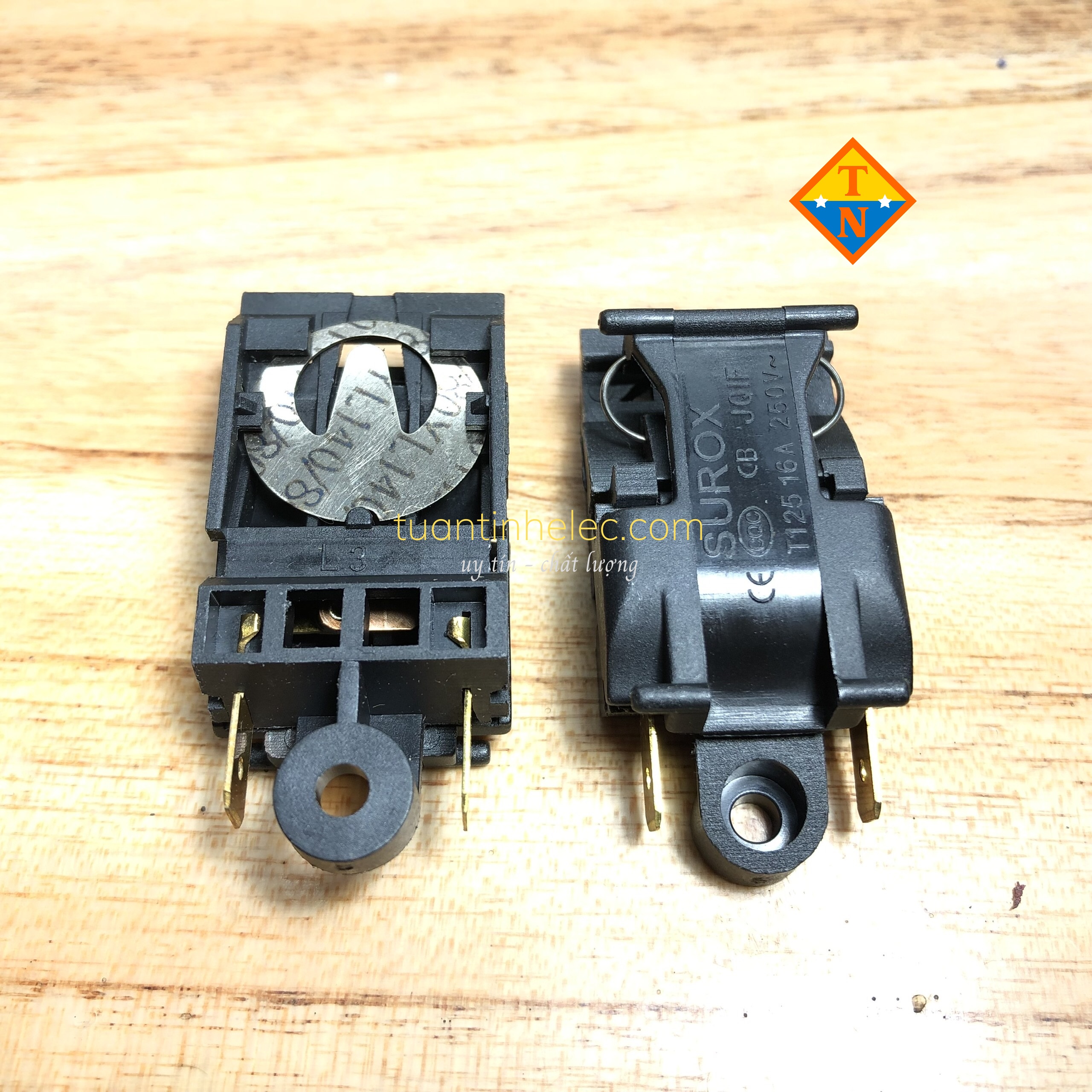 Công Tắc Ấm Siêu Tốc T125-13A-250Vac (46x21mm)