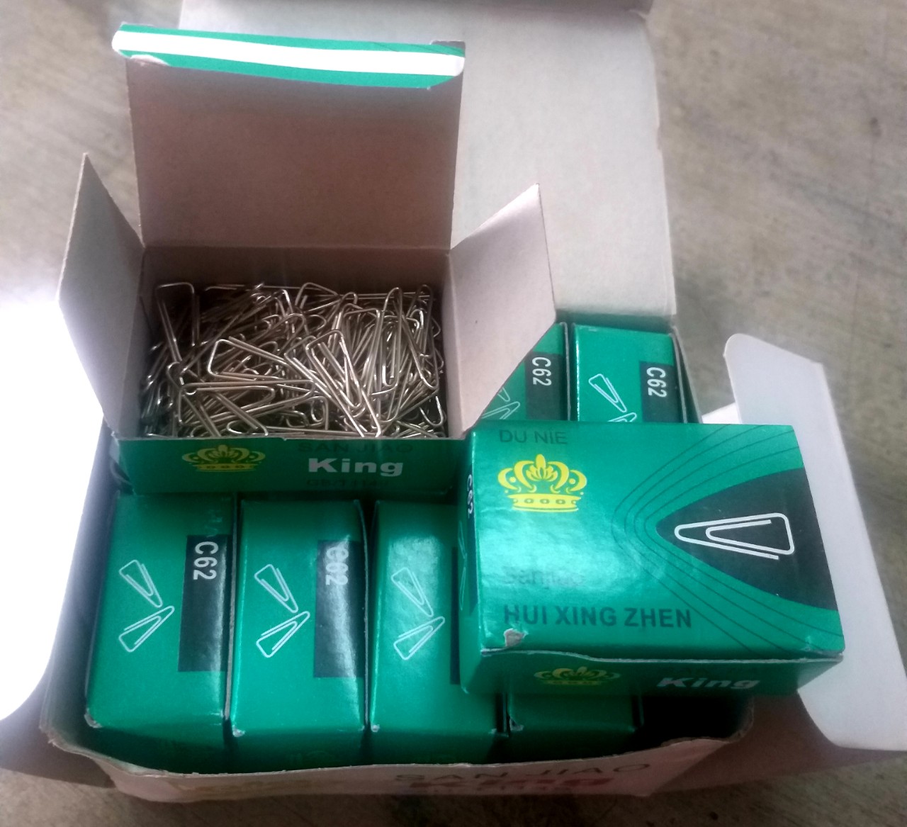 Kẹp giấy C62 (2 hộp nhỏ)