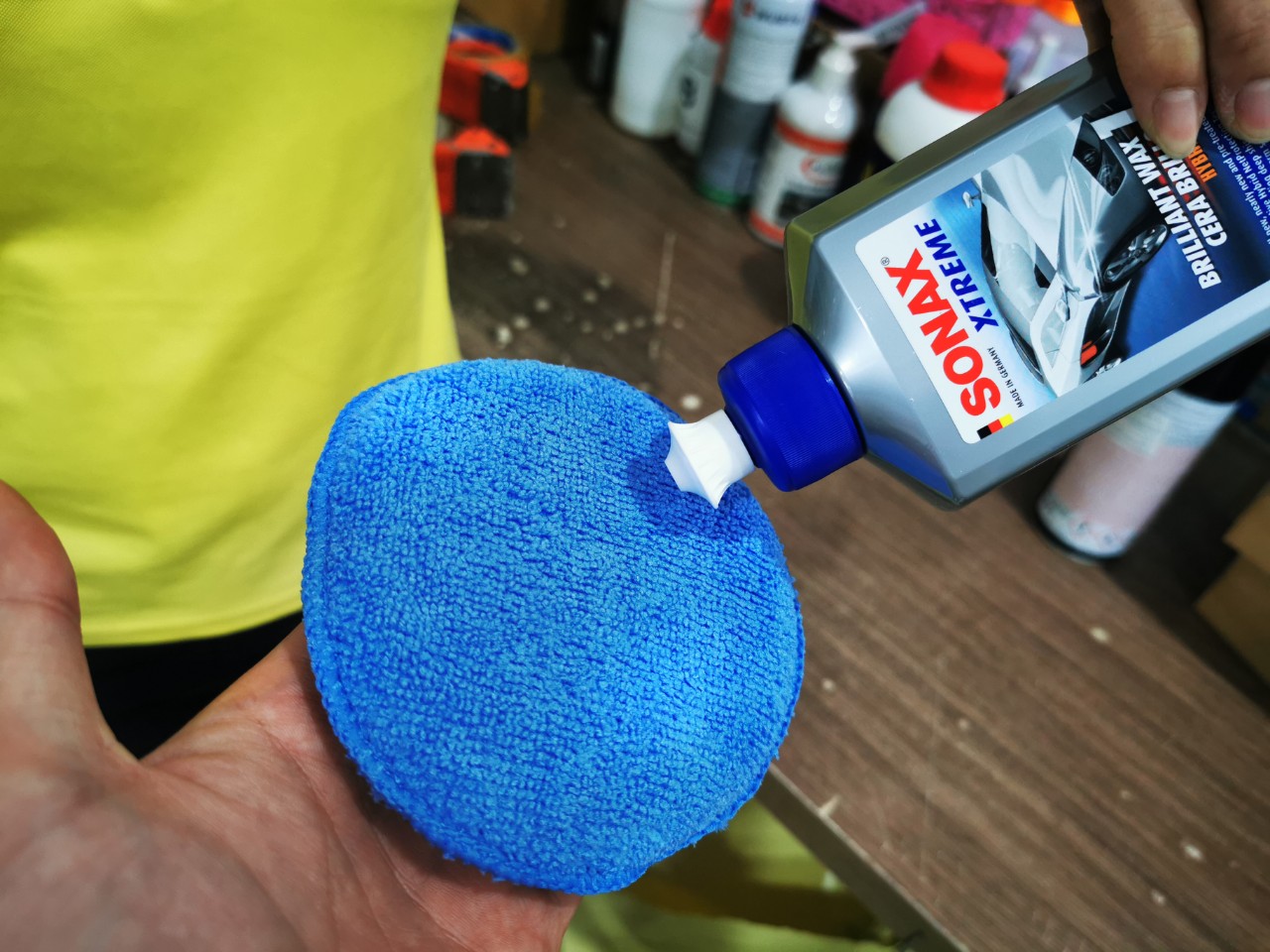 [HCM]Mút Bọt Biển Bọc Sợi Microfiber Có Quai Thoa Wax Chăm Sóc Xe
