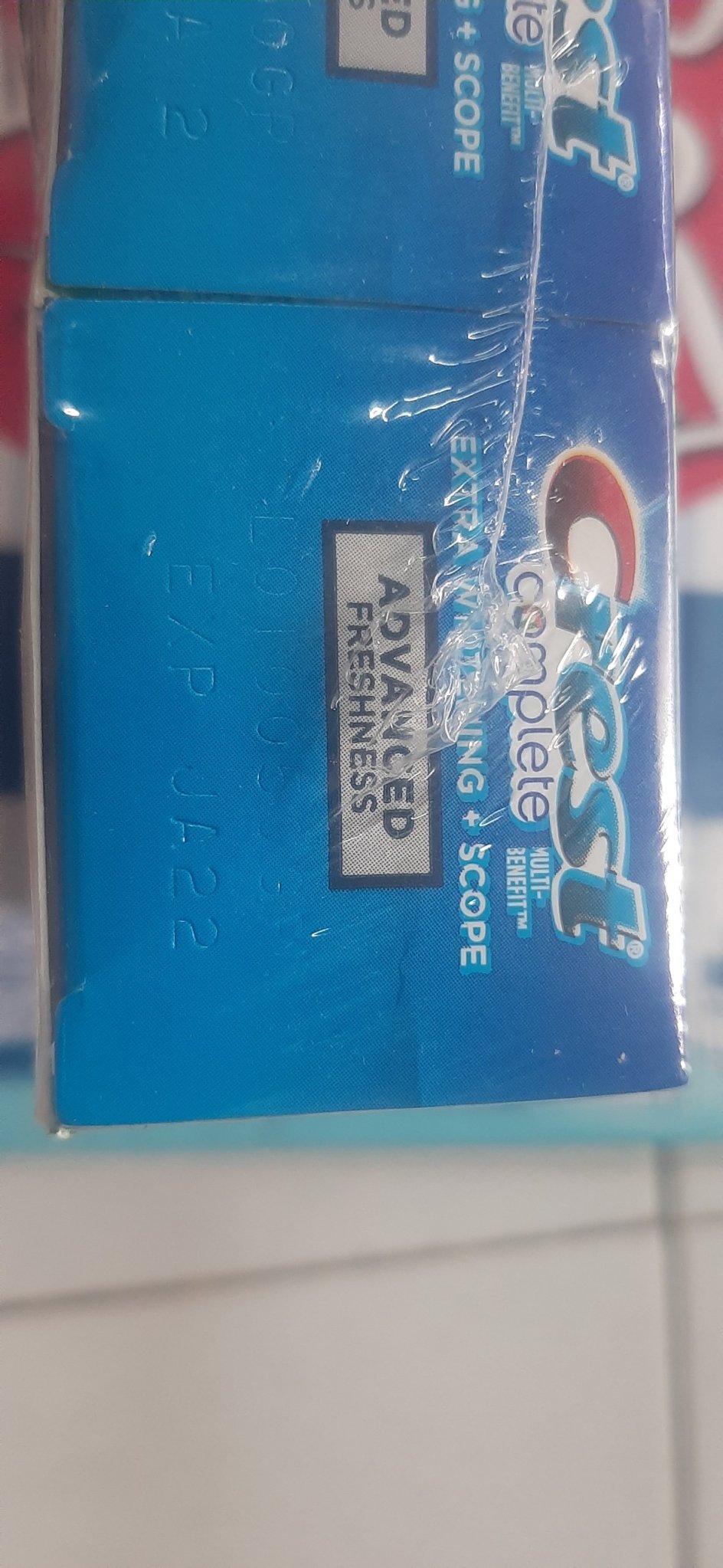 [HCM]Kem đánh răng crest complete extra whitening scope 232gr