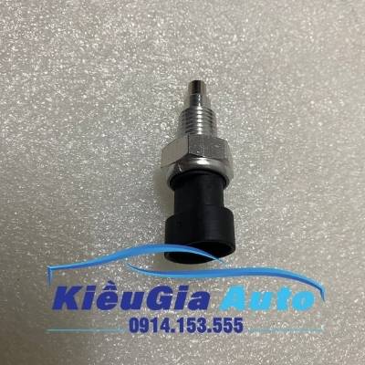 Cảm biến báo lùi Daewoo Lacetti