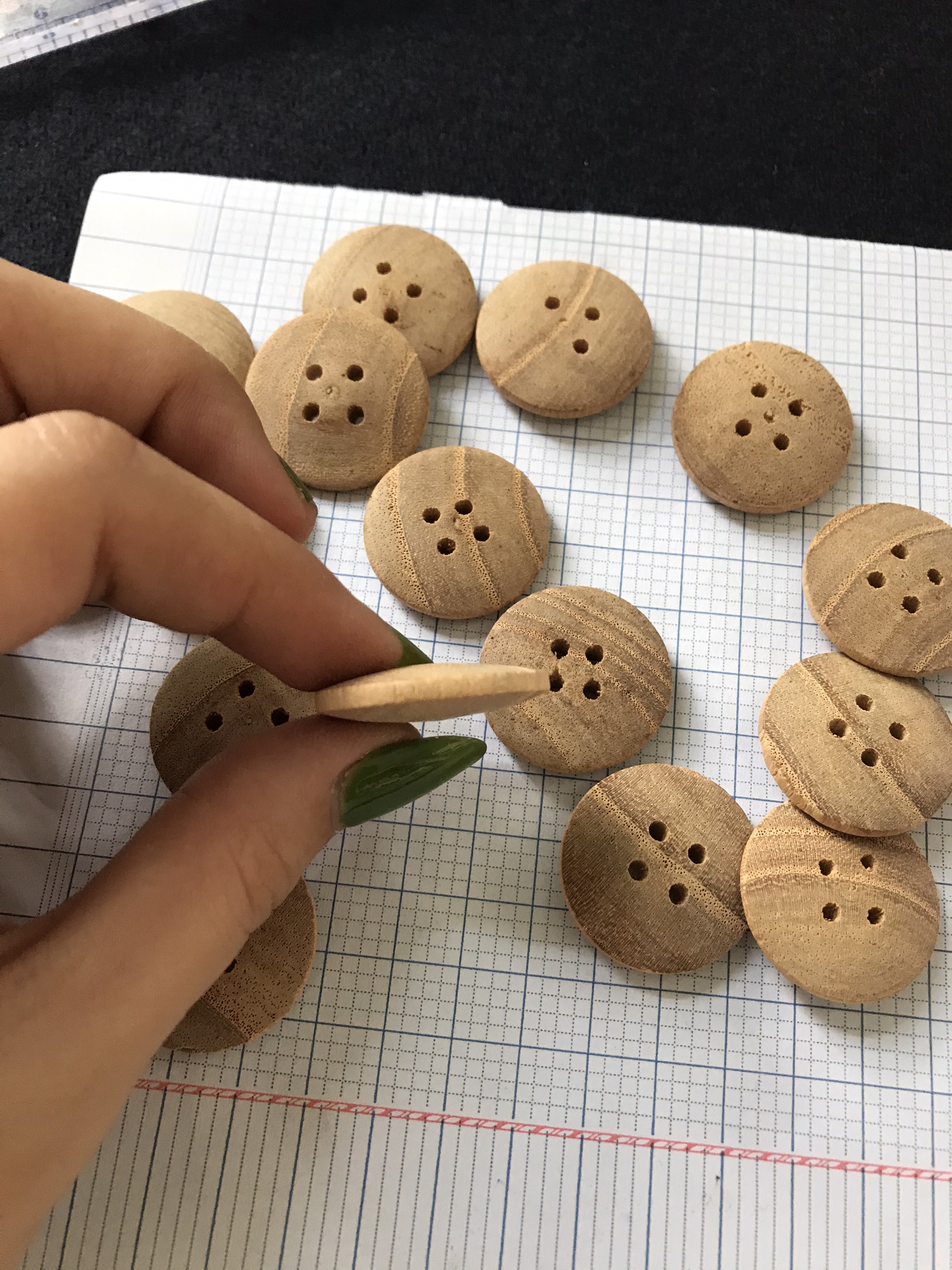 (10 nút) Nút gỗ handmade 2.5cm