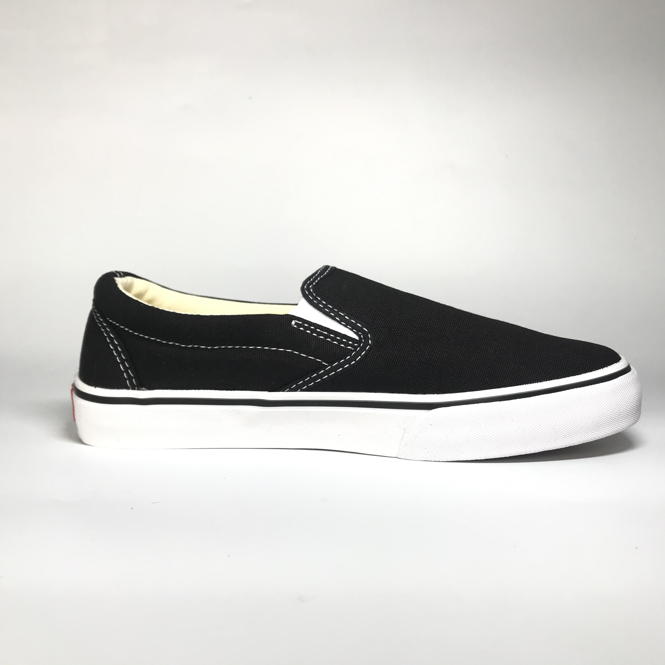 Giày Vans Lười Slip On Black Đen Trắng Full Box